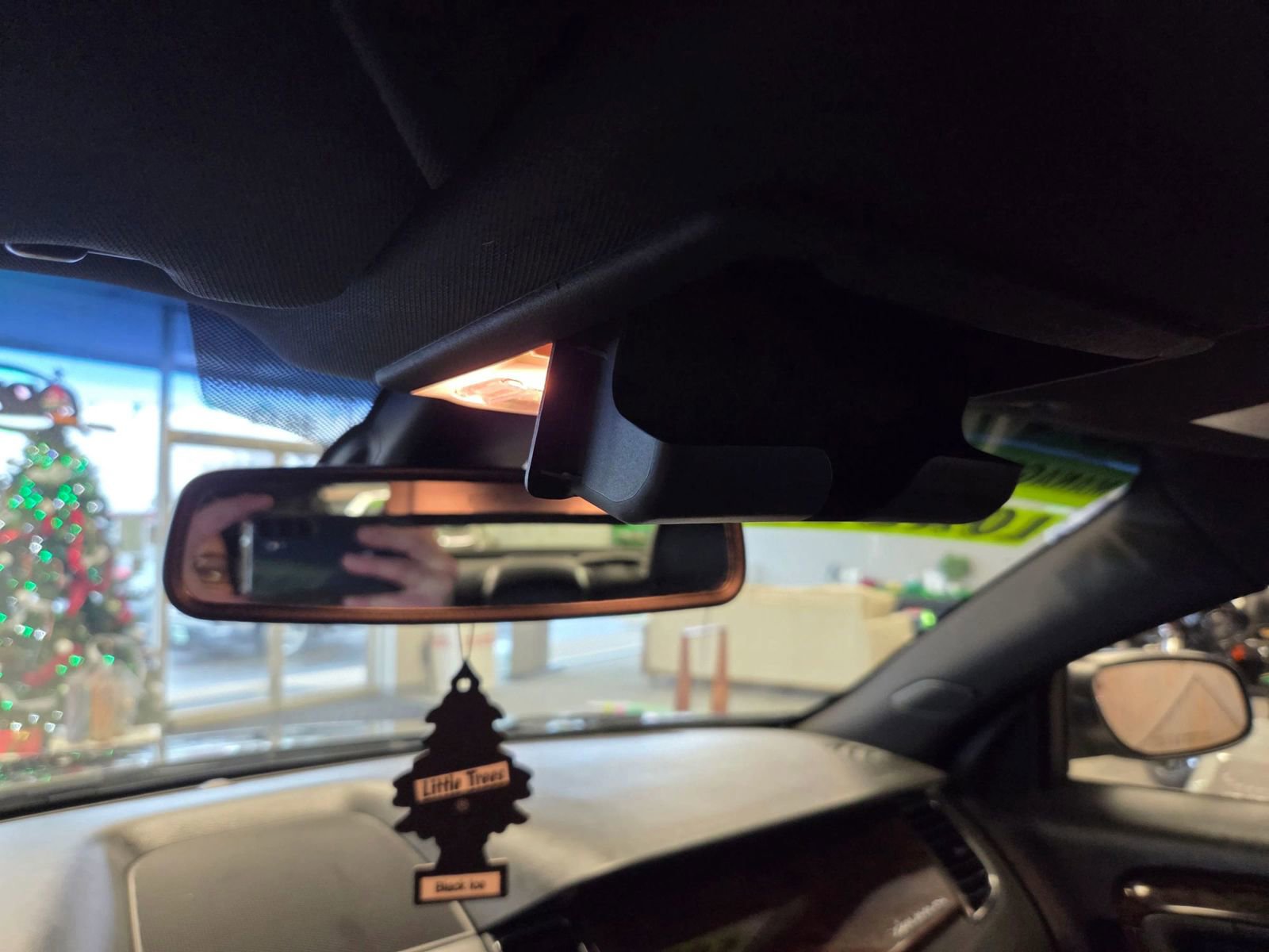 Used 2016 Ford Taurus Limited w/ Equipment Group 301A image 35