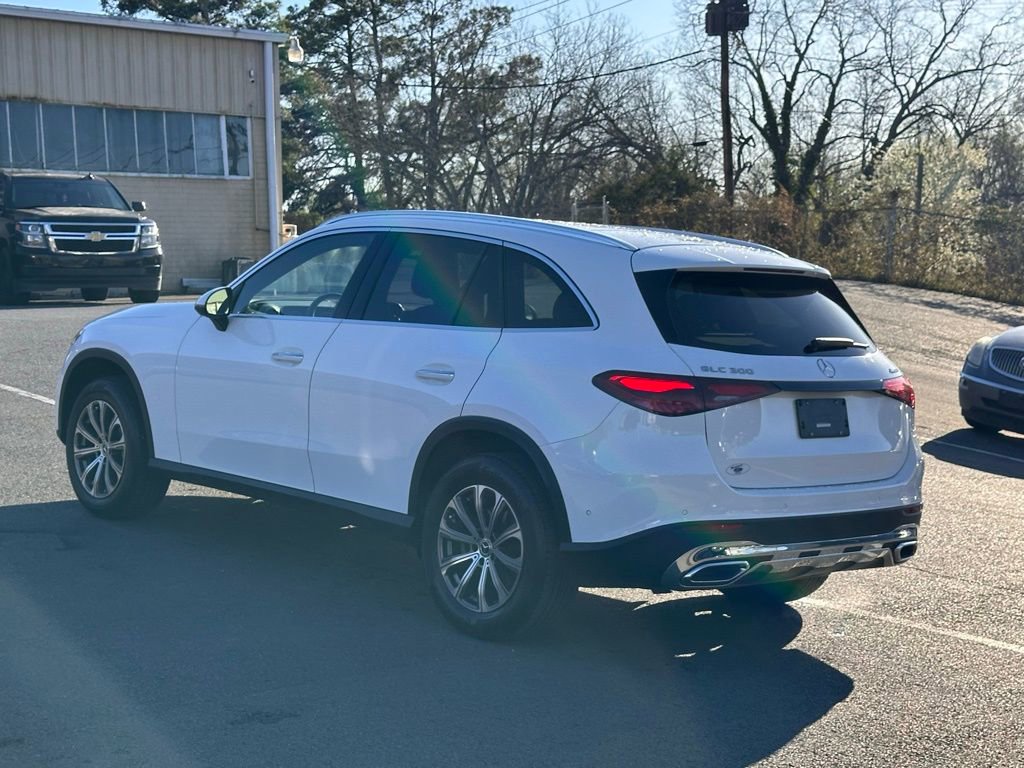 Used 2024 Mercedes-Benz GLC 300 4MATIC image 6