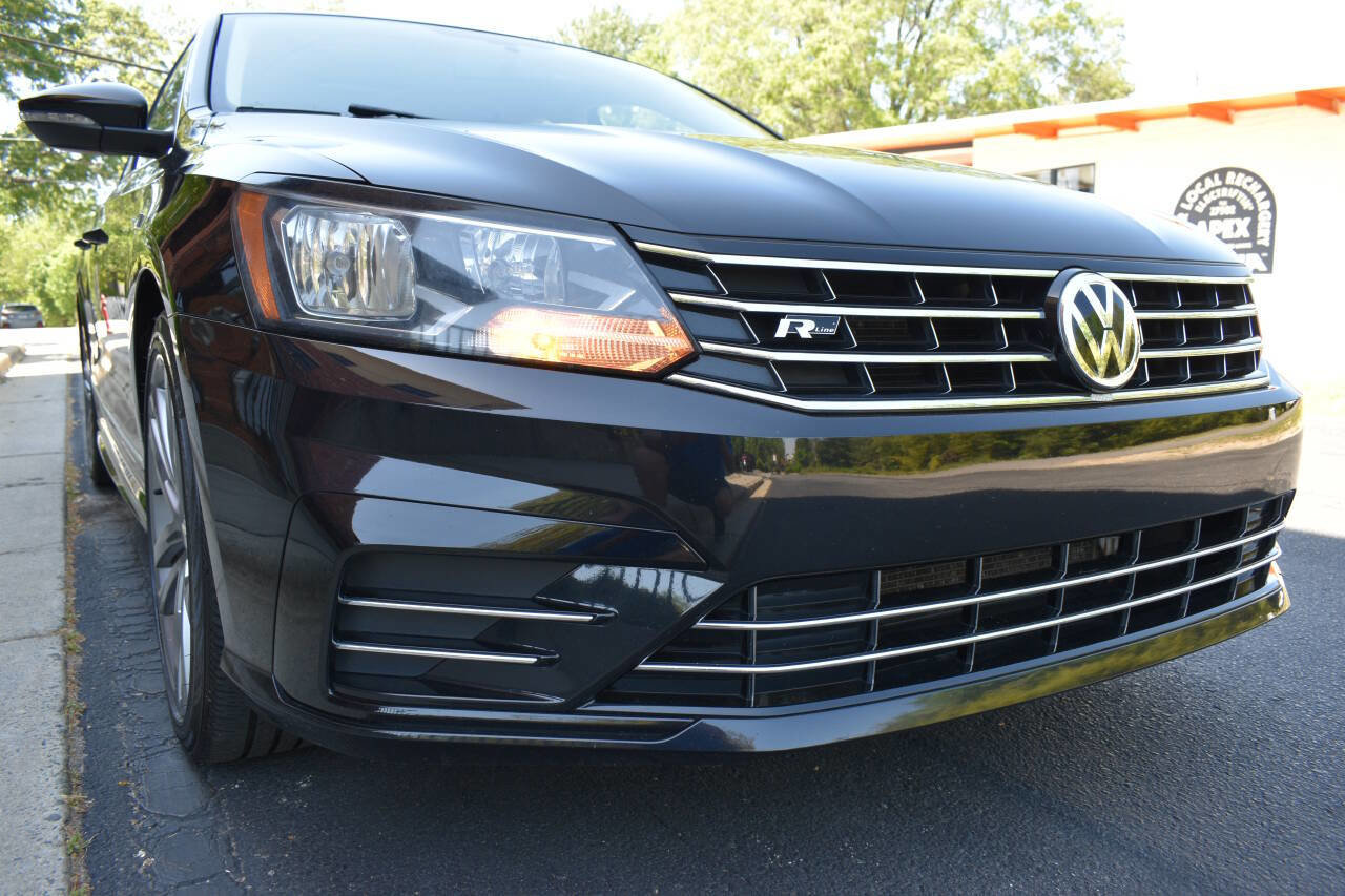 Used 2017 Volkswagen Passat 1.8T R-Line FWD image 38