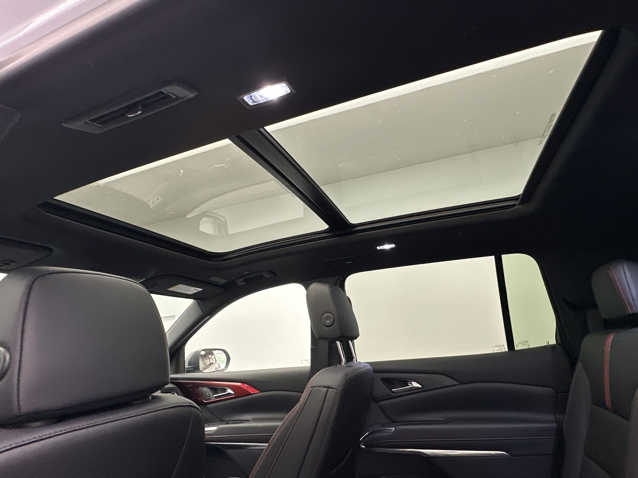 Certified 2026 Chevrolet Traverse RS AWD/4WD image 26