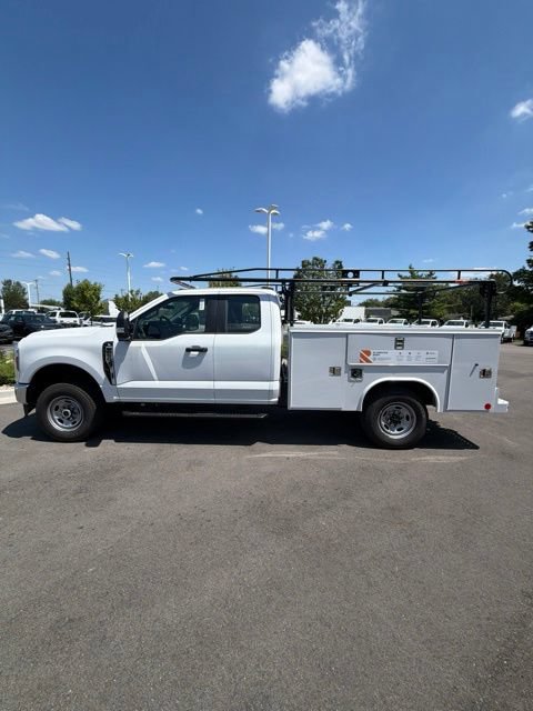 New 2026 Ford F250 XL w/ XL Chrome Package AWD/4WD image 6
