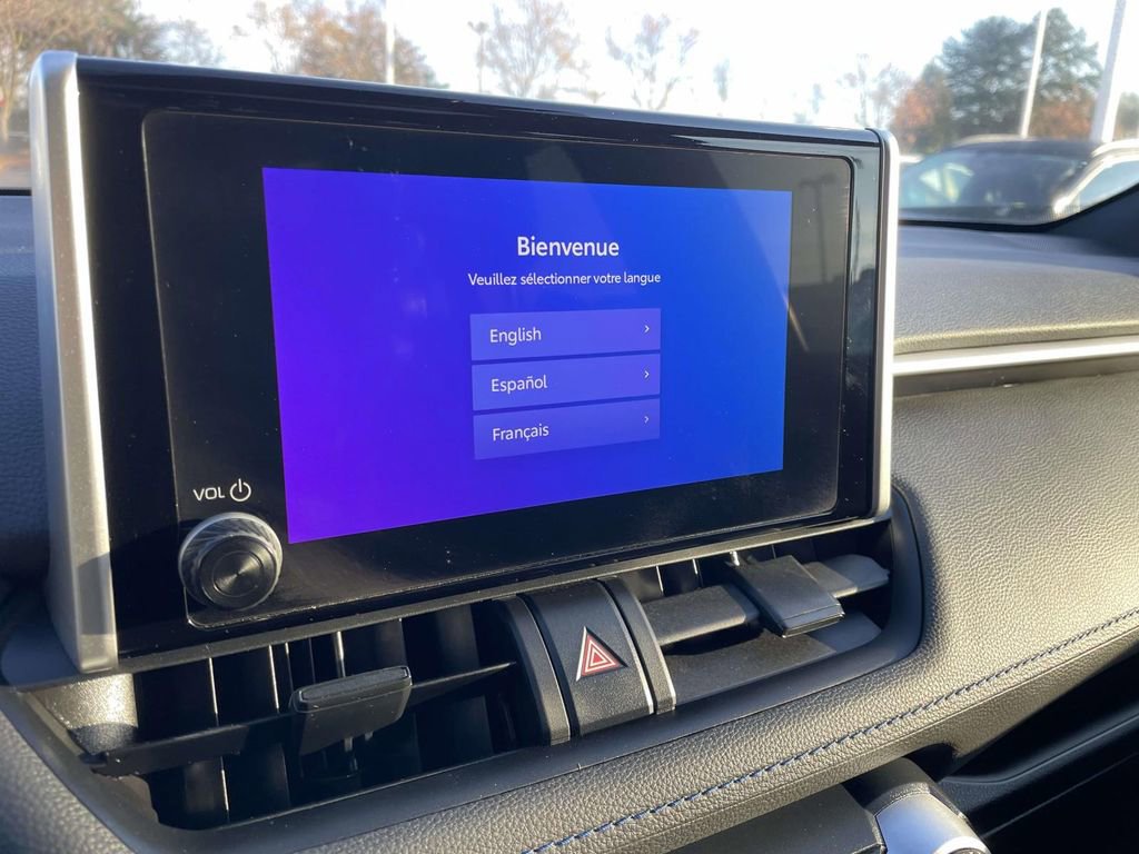 Used 2023 Toyota RAV4 SE w/ Convenience Package image 40