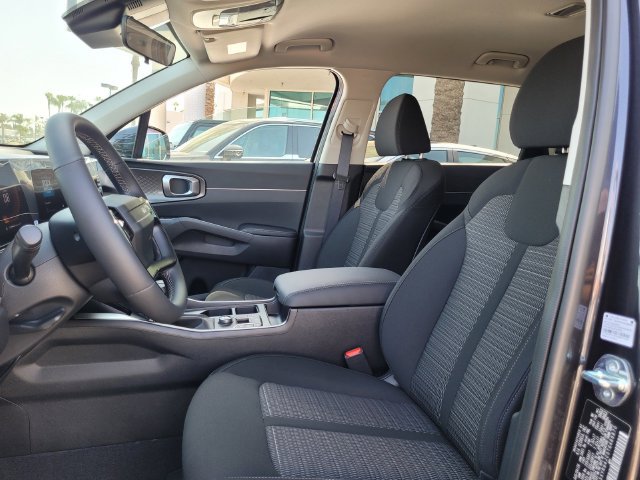 New 2026 Kia Sorento LX FWD image 9