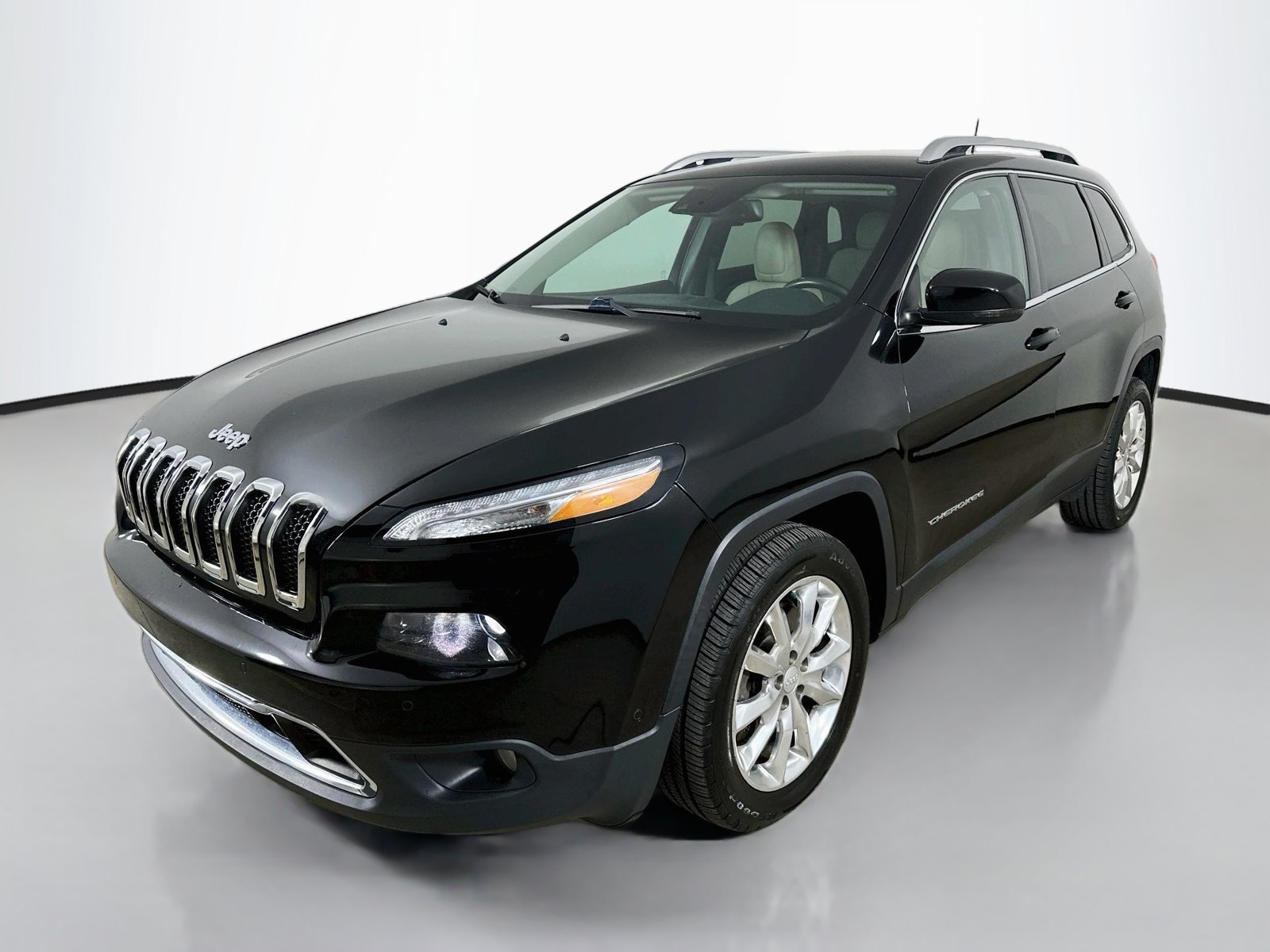 Used 2017 Jeep Cherokee Limited w/ Luxury Group