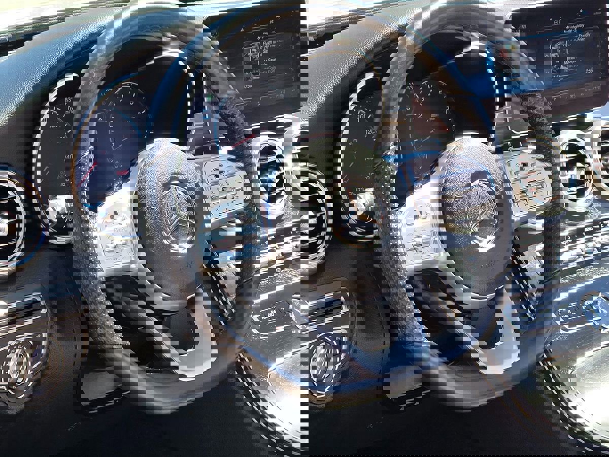 Used 2021 Mercedes-Benz C 300 Cabriolet image 19