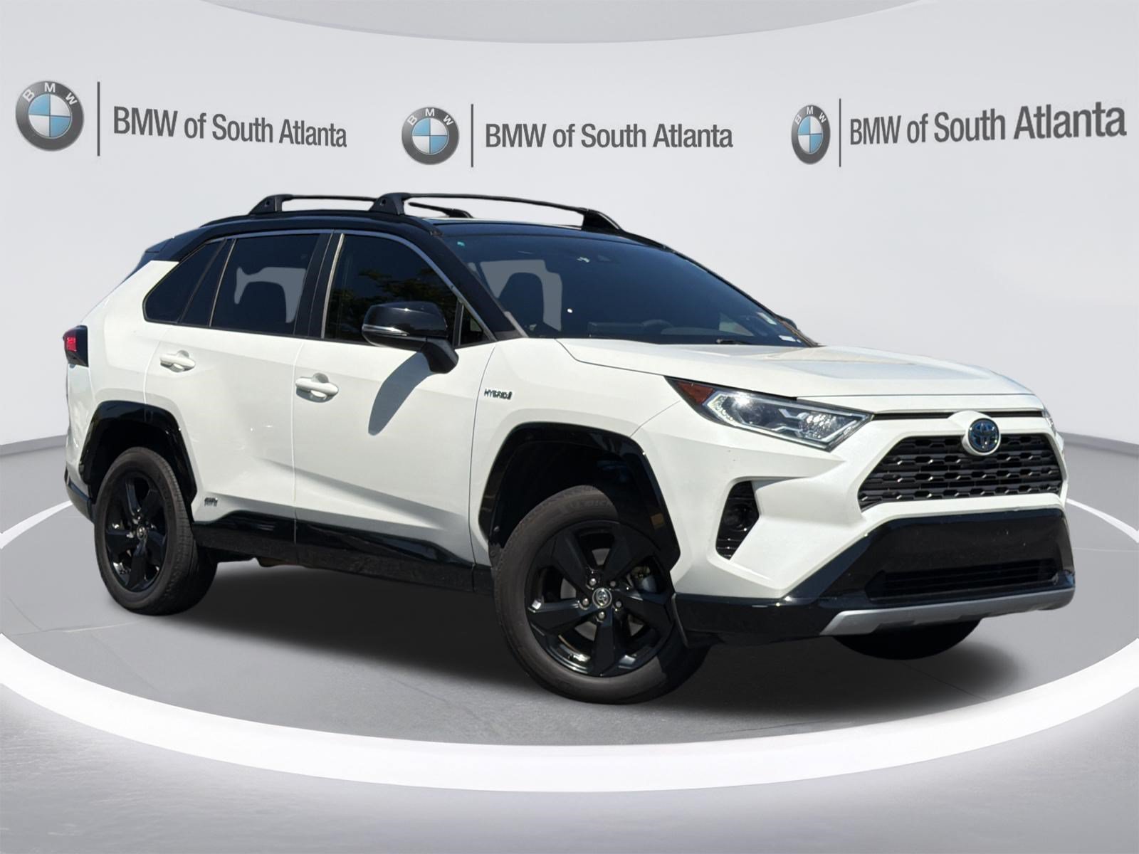 Used 2020 Toyota RAV4 XSE w/ XSE Grade Weather Package AWD/4WD image 2
