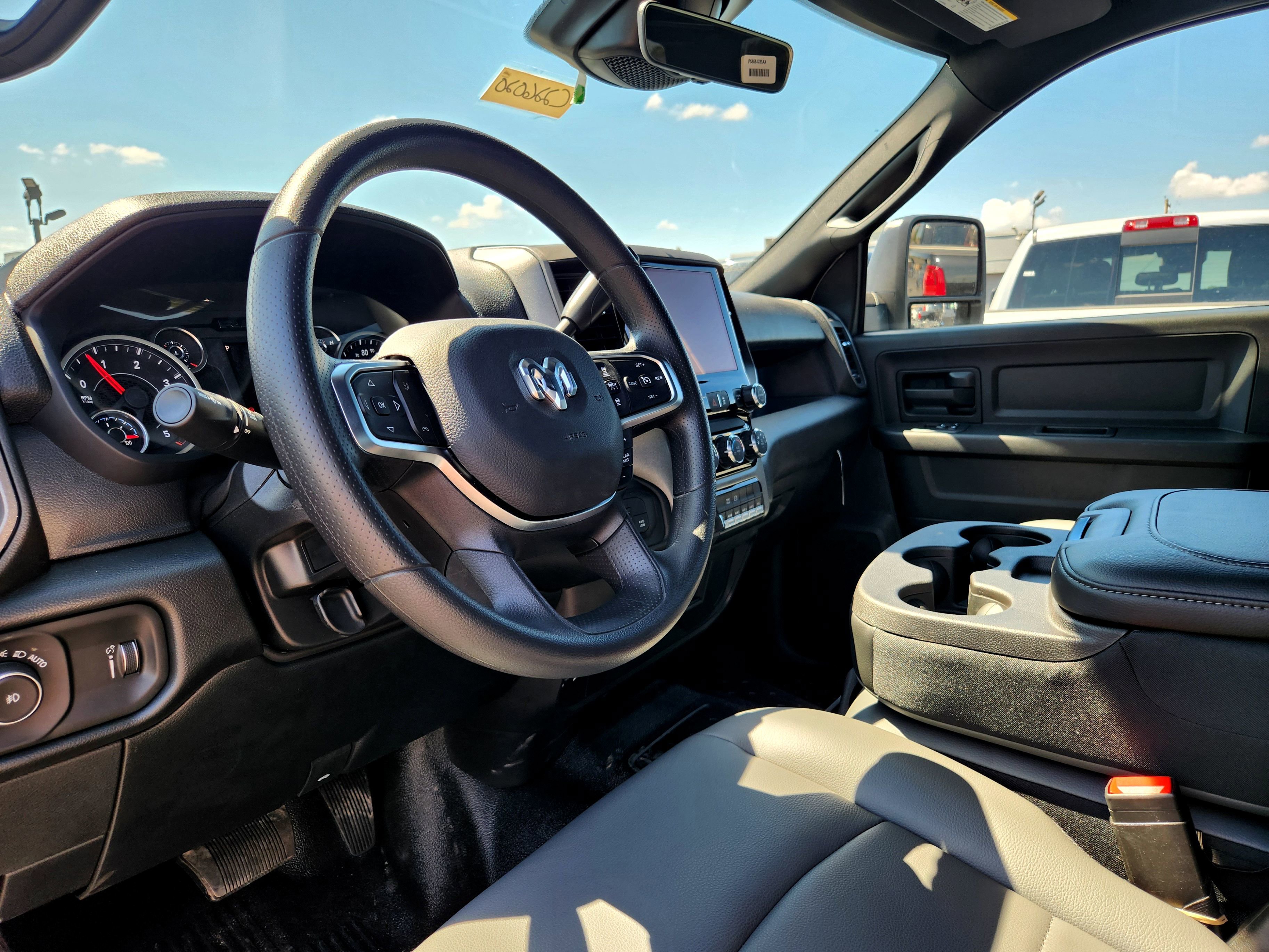 New 2026 RAM 5500 Tradesman w/ Chrome Appearance Group image 17