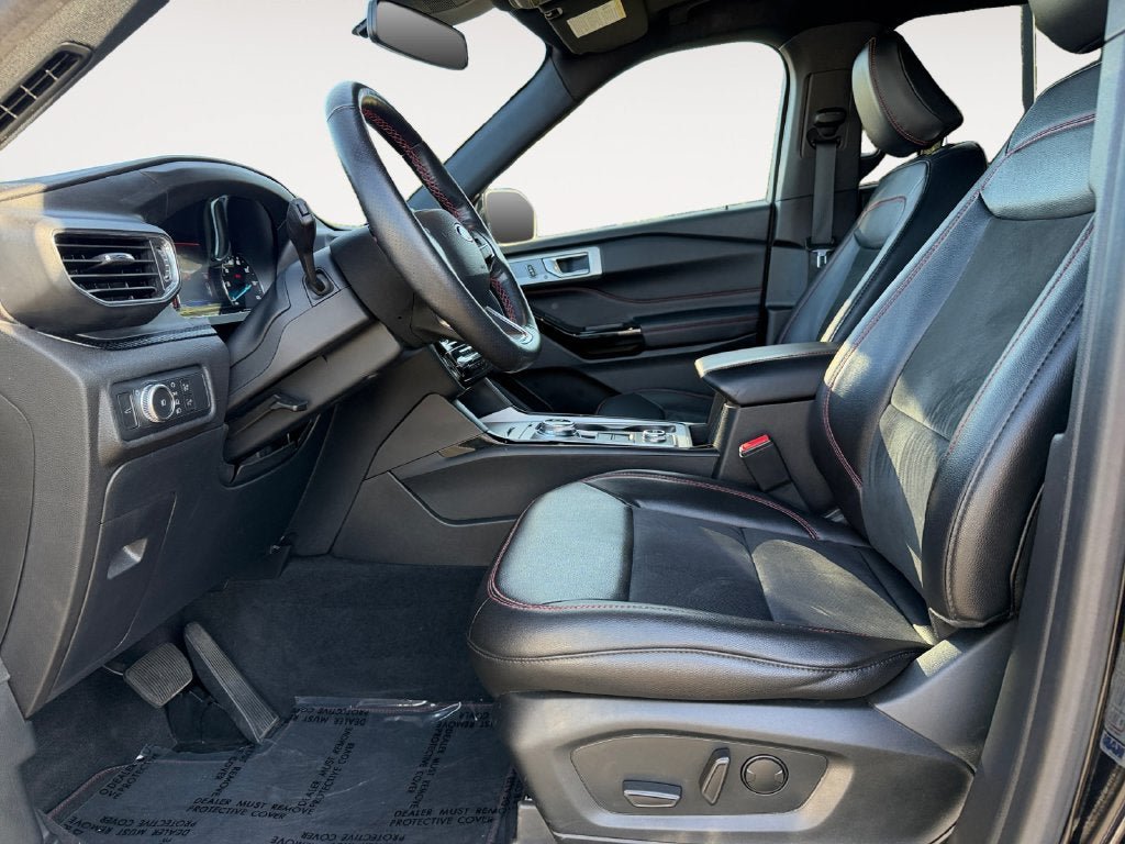 Used 2022 Ford Explorer ST-Line AWD/4WD image 6