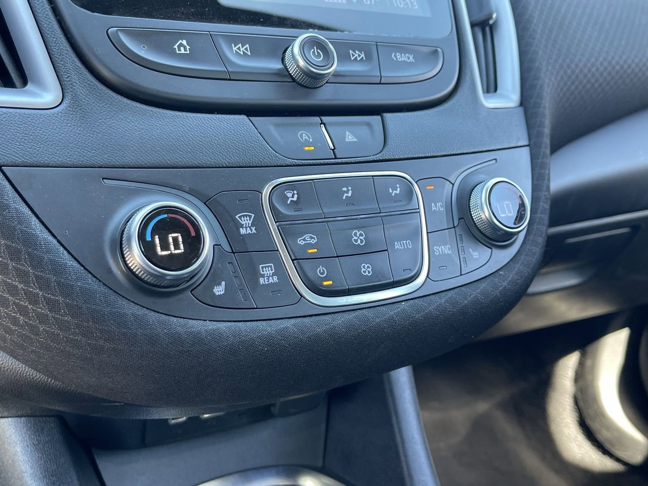 Used 2023 Chevrolet Malibu LT image 27