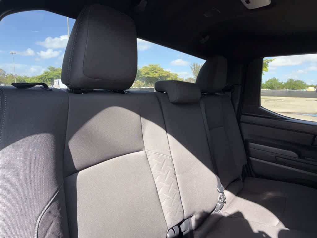 Used 2024 Toyota Tacoma SR5 AWD/4WD image 26