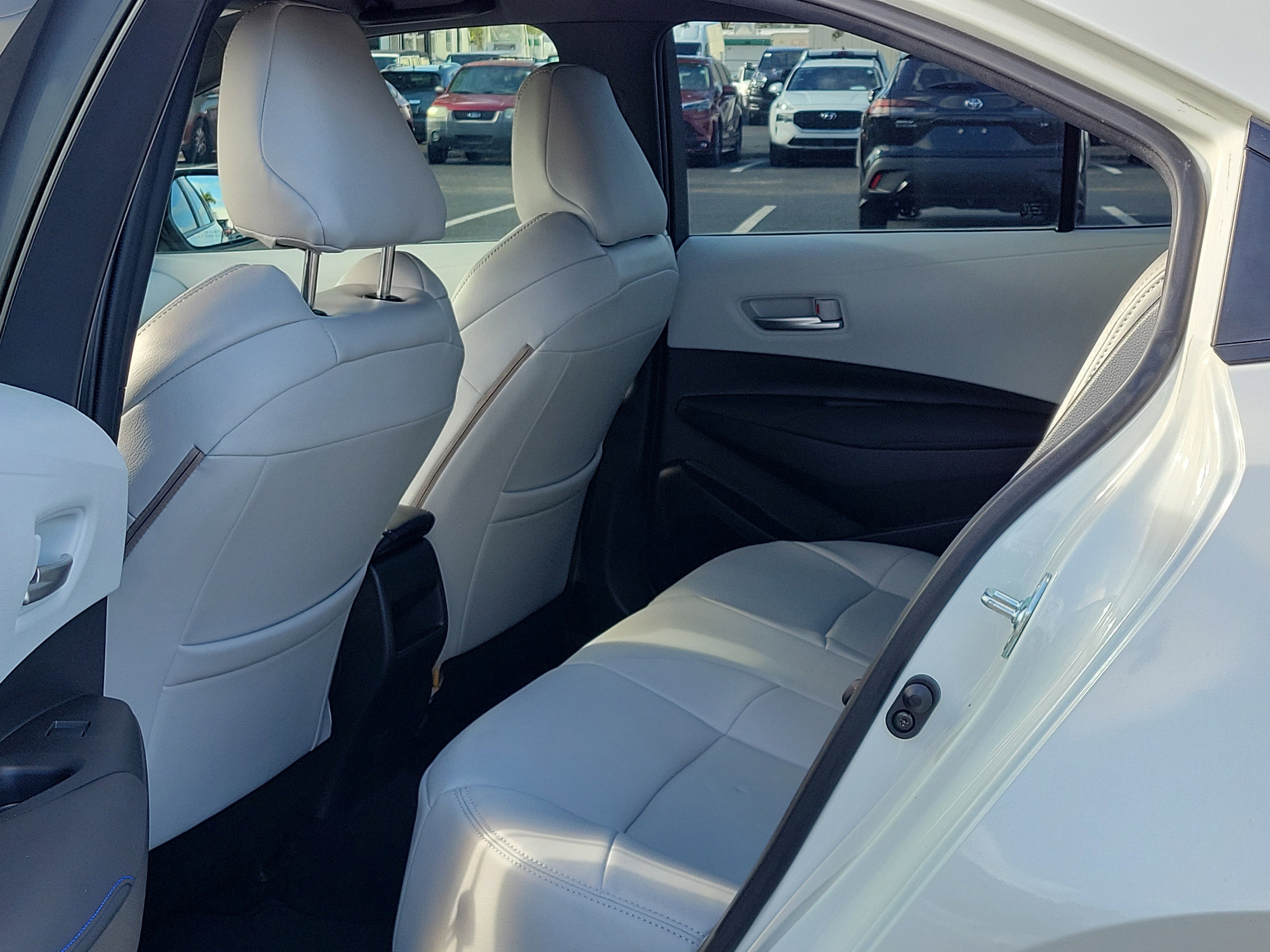 Used 2020 Toyota Corolla SE image 14