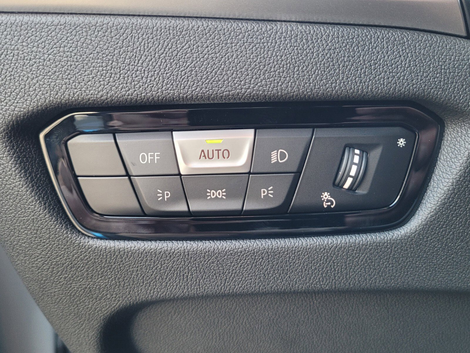 New 2026 BMW 230i Coupe w/ M Sport Package image 21