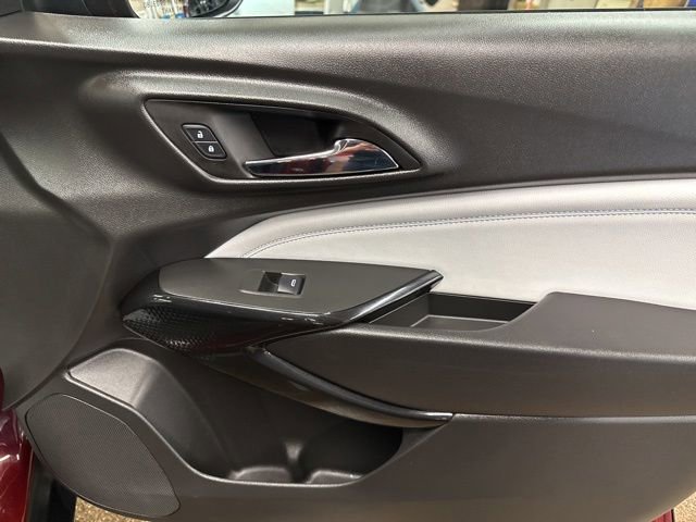 Used 2025 Chevrolet Trax LT w/ Driver Confidence Package FWD image 25