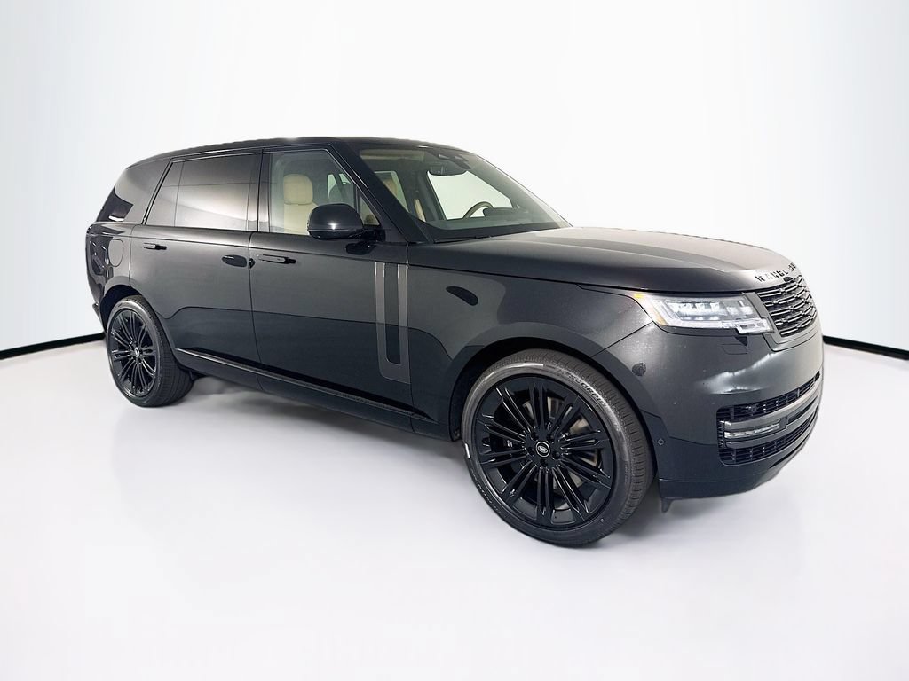 Used 2025 Land Rover Range Rover Long Wheelbase SE AWD/4WD image 3