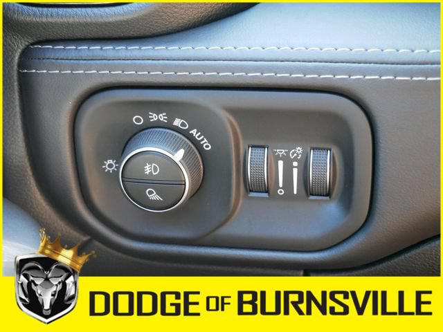 Used 2025 RAM 3500 Limited AWD/4WD image 25