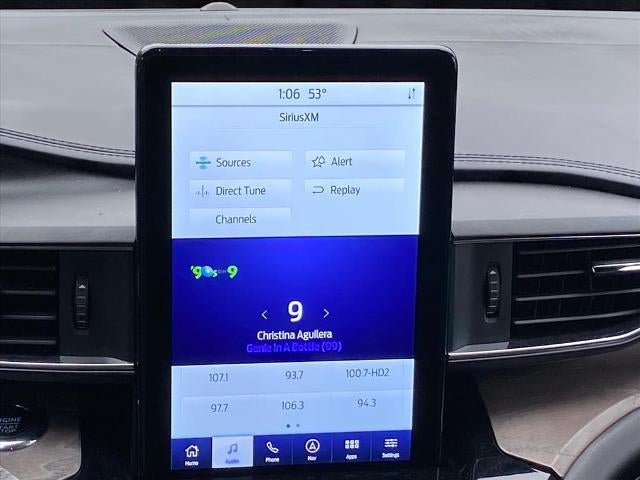 Used 2023 Ford Explorer Platinum w/ Technology Package AWD/4WD image 10