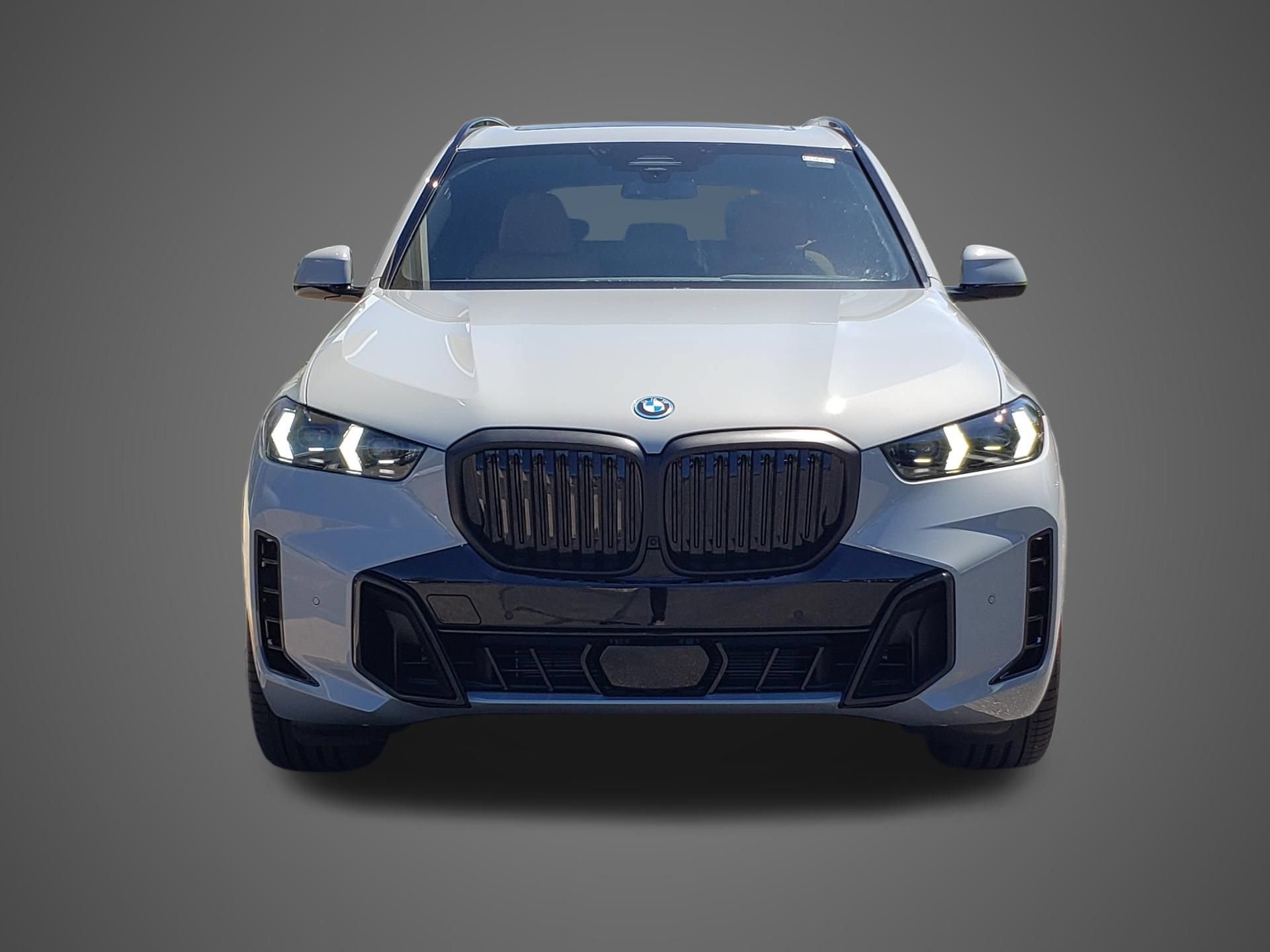 New 2026 BMW X5 xDrive50e w/ M Sport Package AWD/4WD image 2