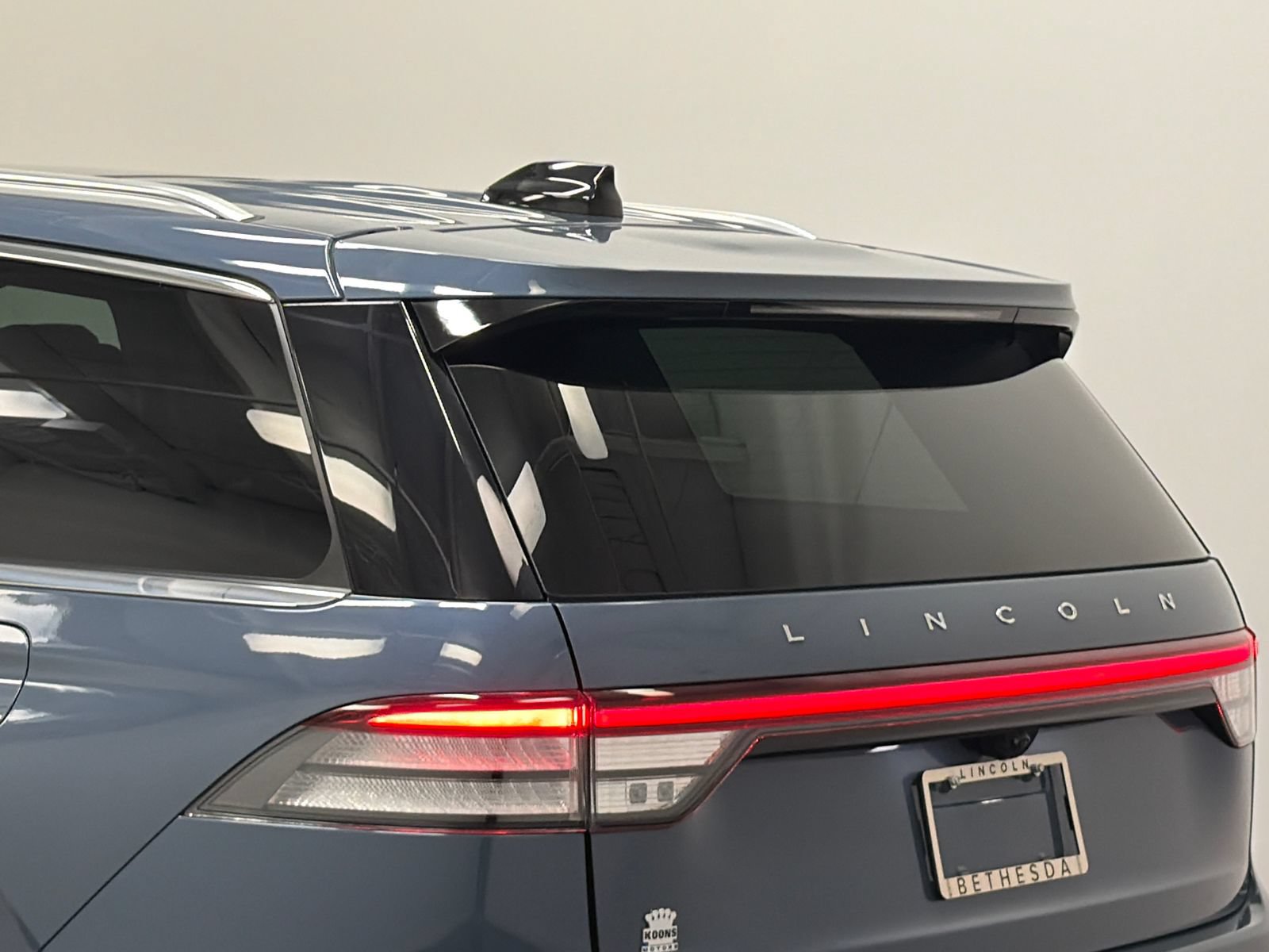 Certified 2025 Lincoln Aviator Reserve w/ Equipment Group 201A AWD/4WD image 7