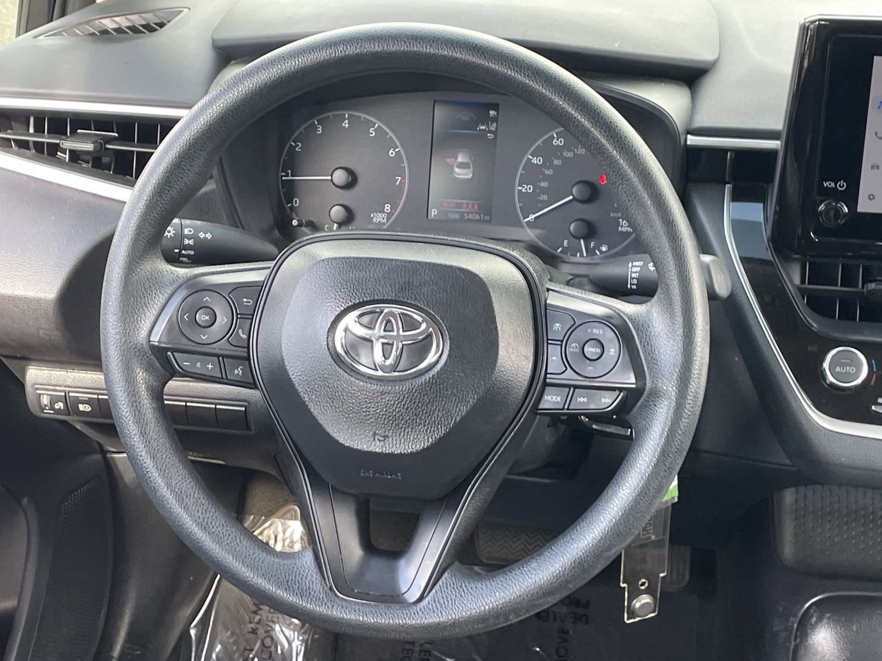 Used 2024 Toyota Corolla LE image 17