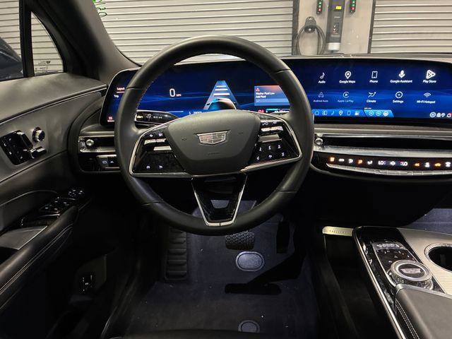 Certified 2024 Cadillac Lyriq Tech RWD image 45