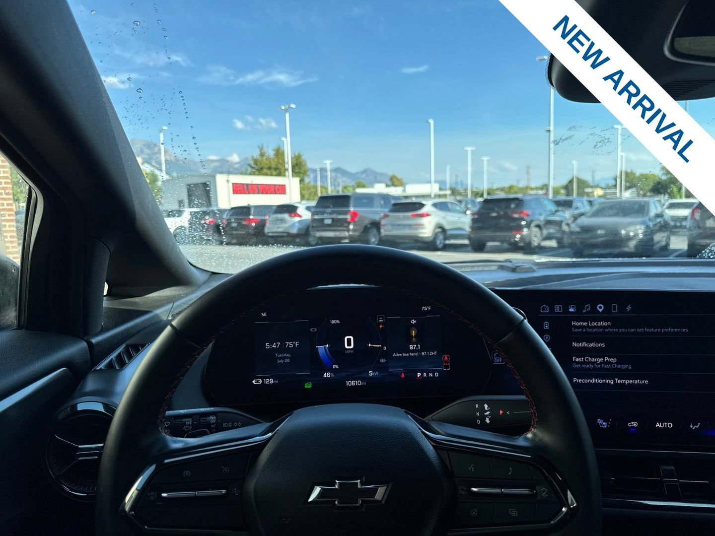 Used 2024 Chevrolet Equinox EV RS FWD image 20