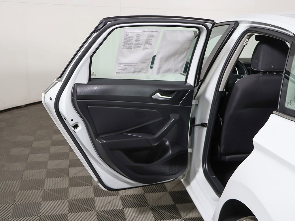 Used 2024 Volkswagen Jetta S image 18