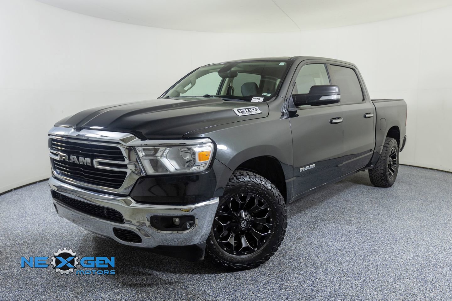 Used 2019 RAM 1500 Big Horn image 3