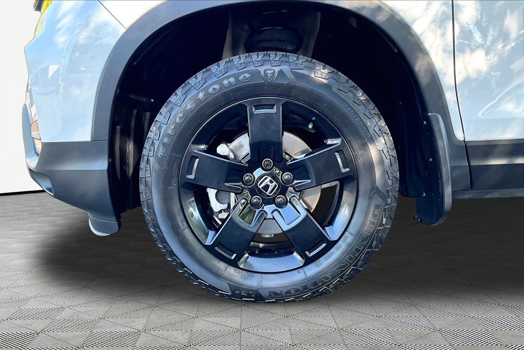 Certified 2024 Honda Ridgeline Black Edition image 22