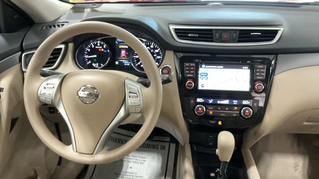 Used 2015 Nissan Rogue SV w/ SV Premium Package FWD image 26