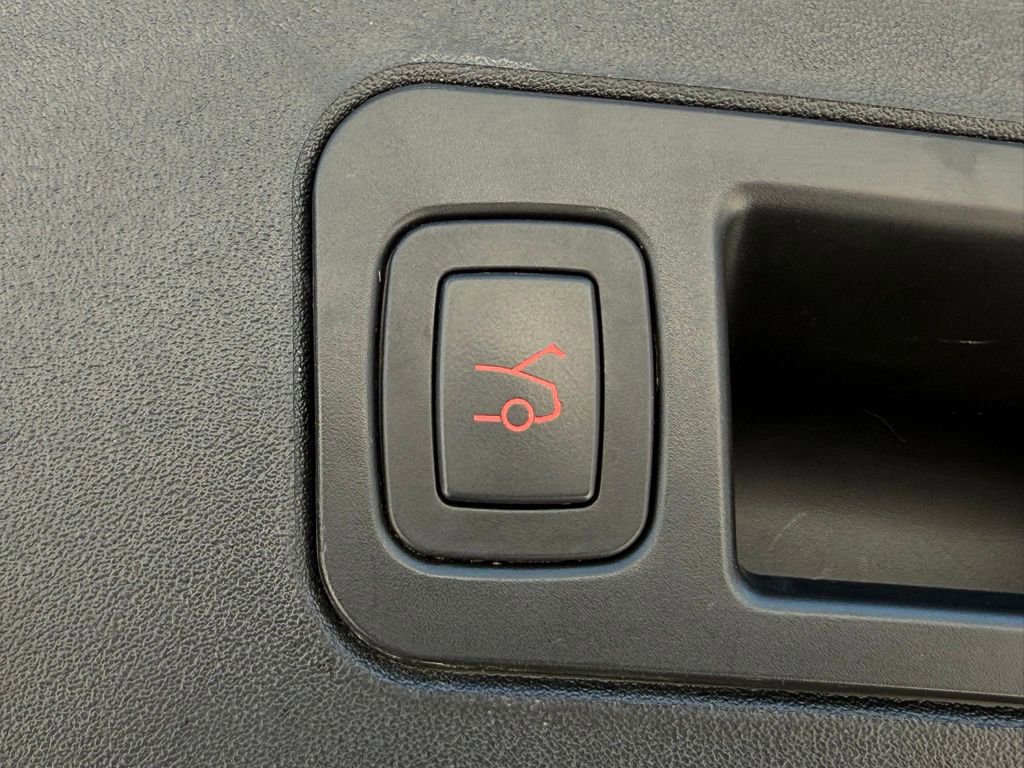 Used 2019 Tesla Model S Long Range image 14