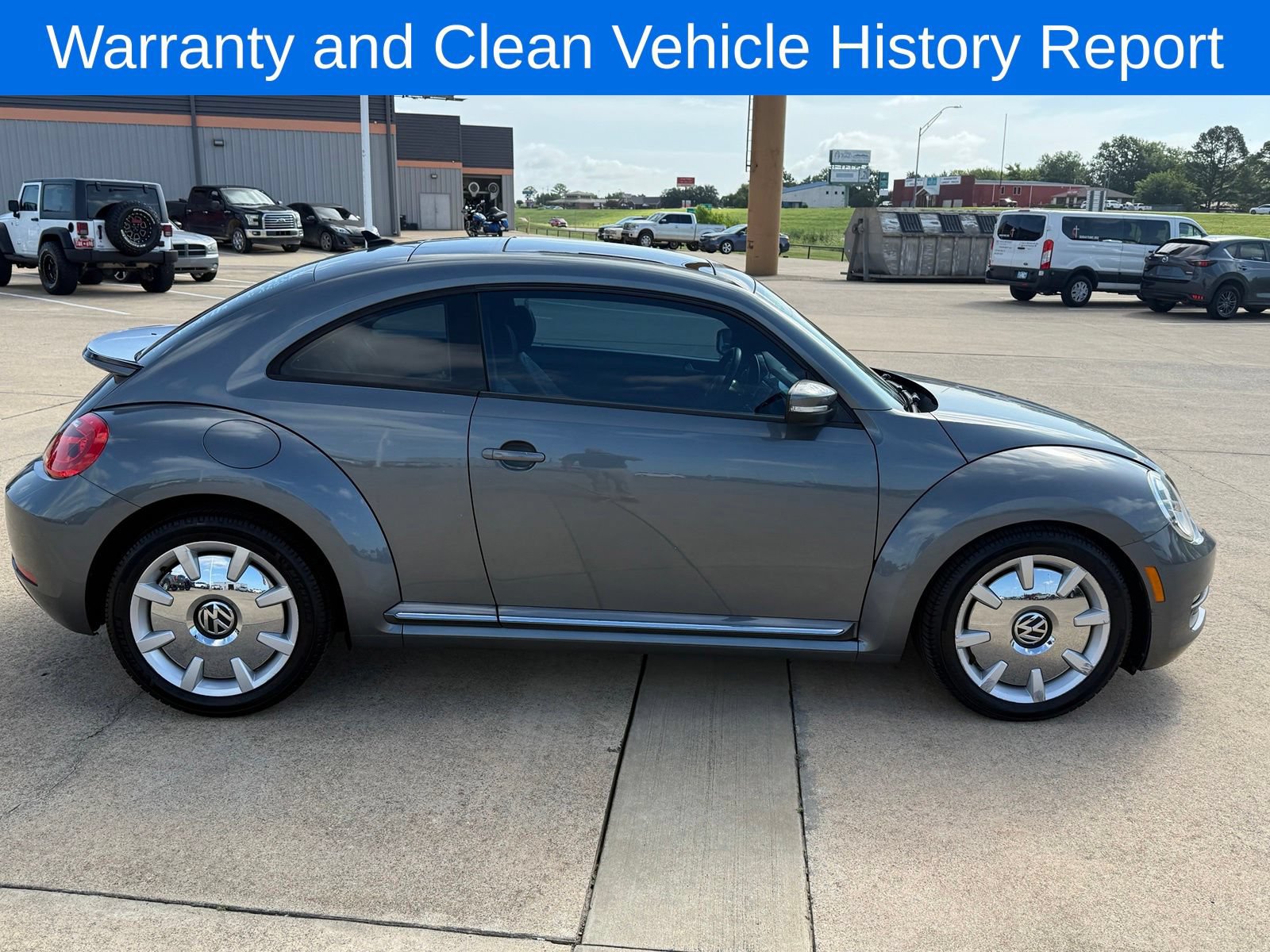 Used 2016 Volkswagen Beetle 1.8T SEL FWD image 4