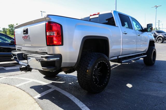 Used 2019 GMC Sierra 2500 Denali w/ Duramax Plus Package AWD/4WD image 28