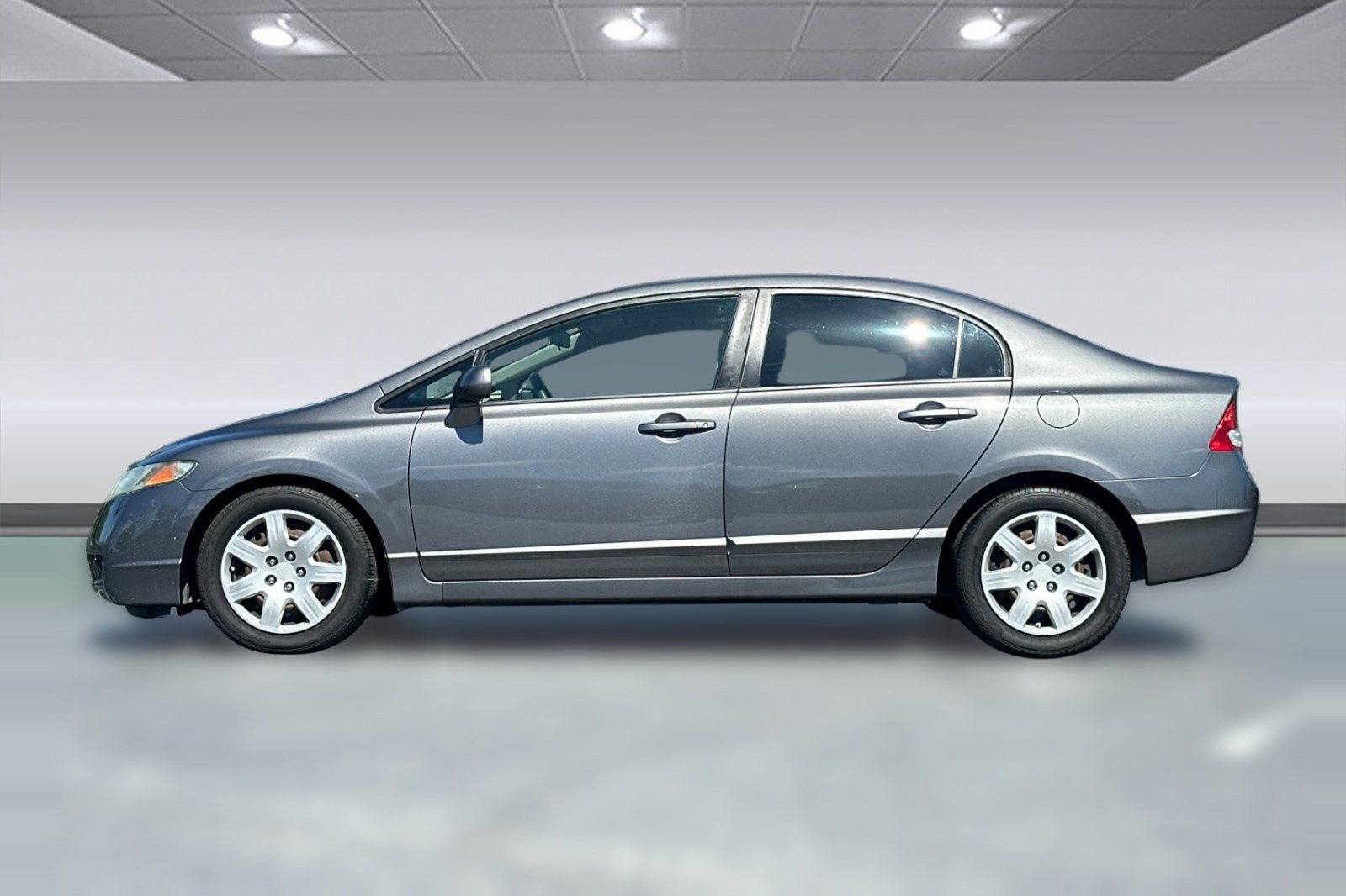 Used 2011 Honda Civic LX image 2