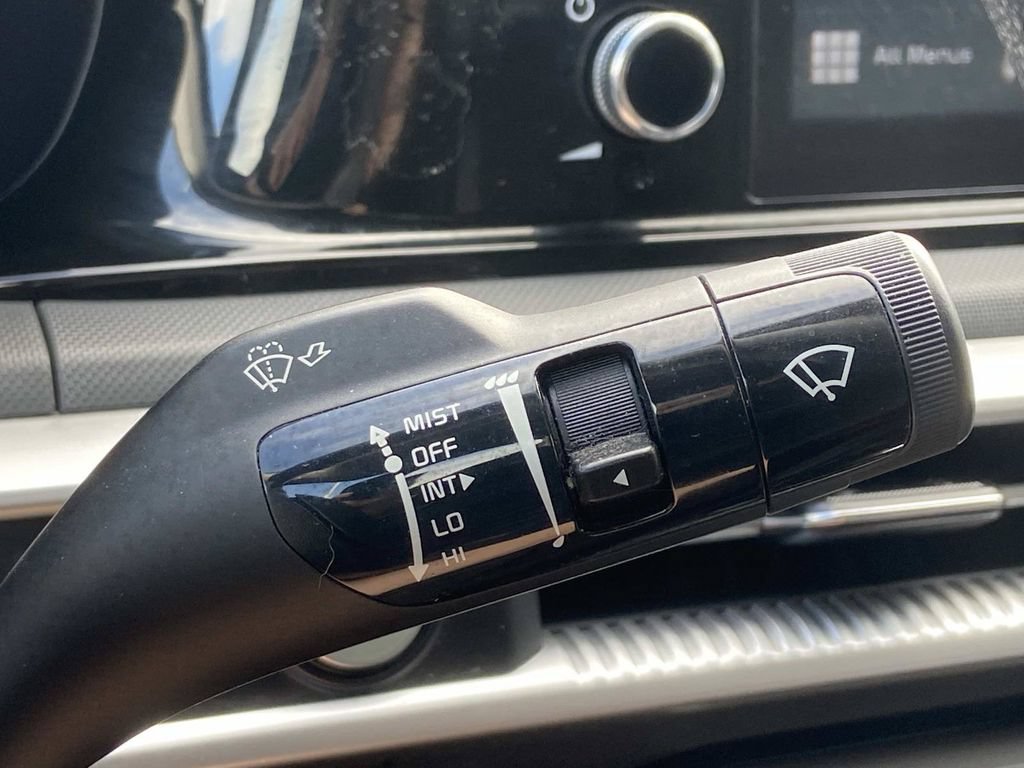 Used 2021 Kia K5 LXS FWD image 29