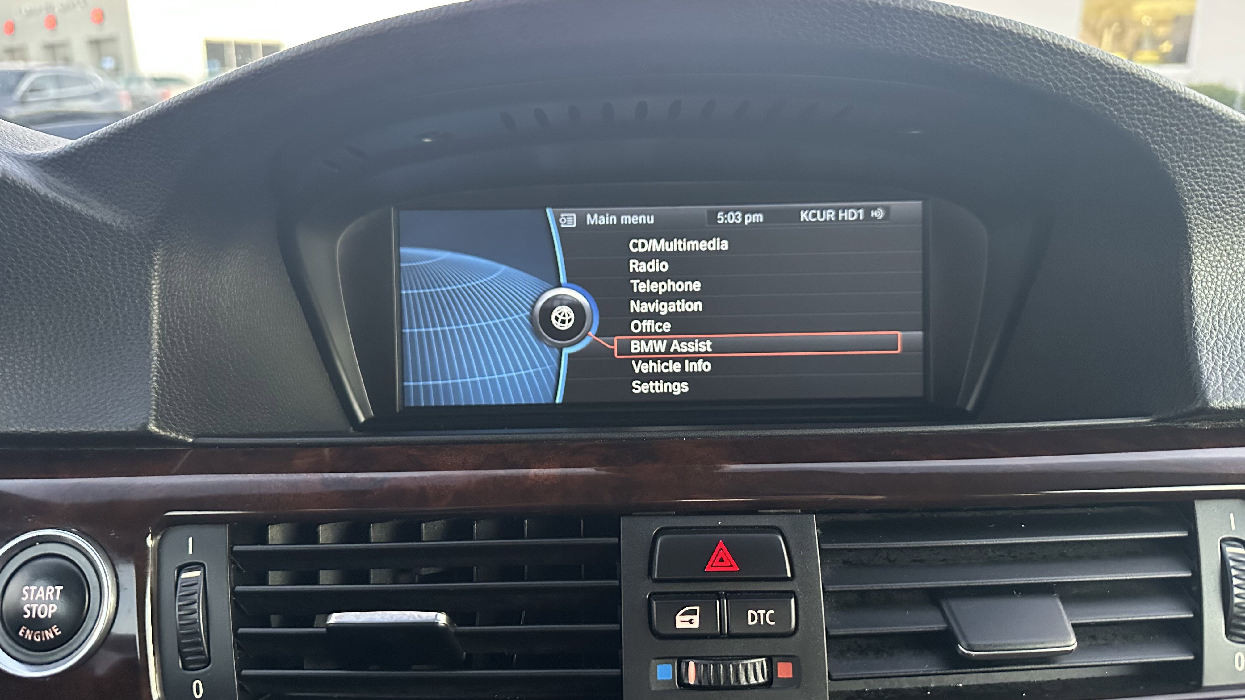 Used 2011 BMW 335i Convertible image 26