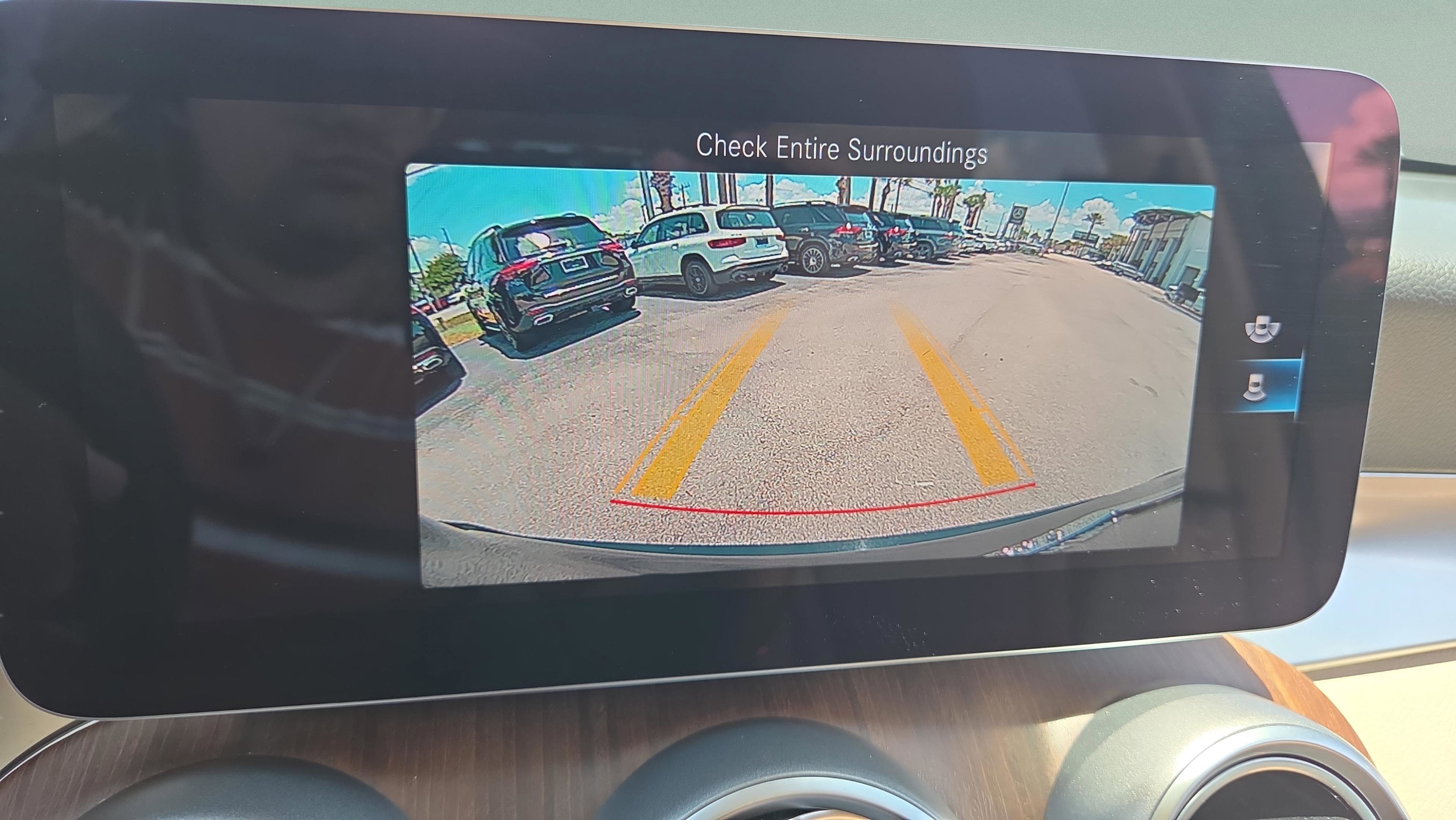 Used 2020 Mercedes-Benz GLC 300 4MATIC image 28