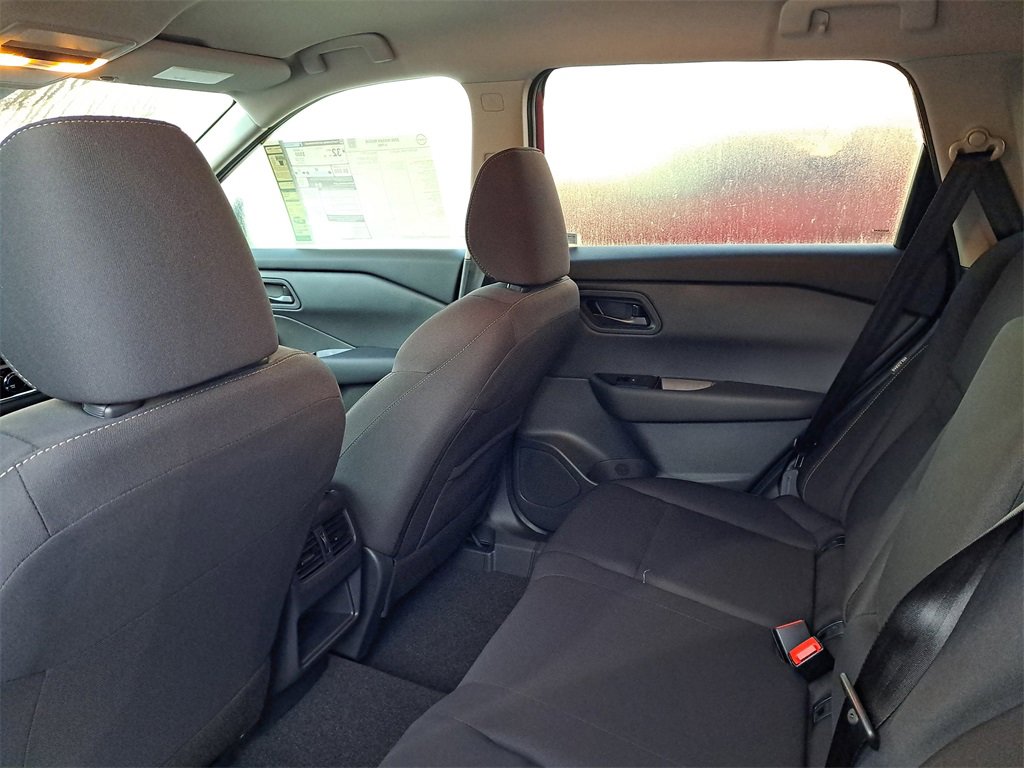 New 2026 Nissan Rogue S image 5