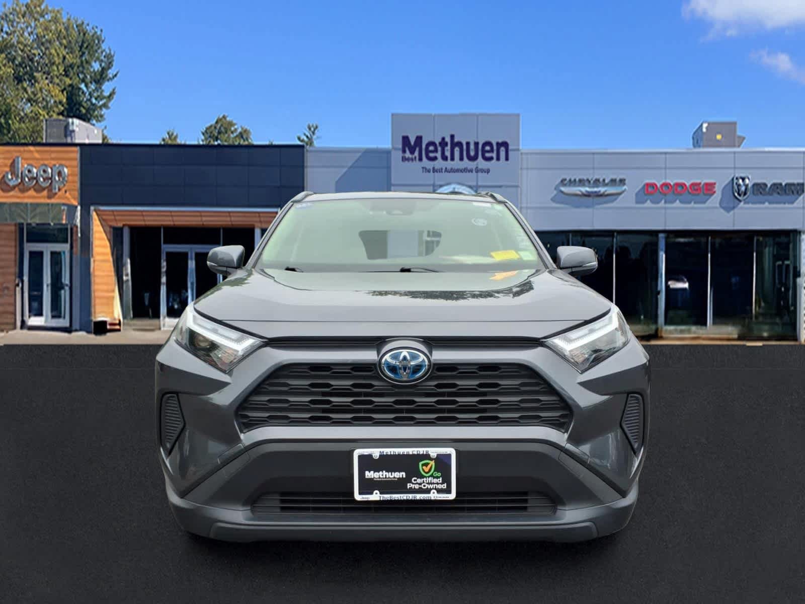 Used 2023 Toyota RAV4 XLE w/ XLE Grade Weather Package AWD/4WD image 2