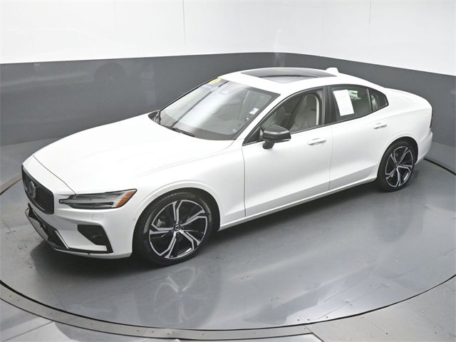 Used 2024 Volvo S60 B5 Plus w/ Climate Package image 41