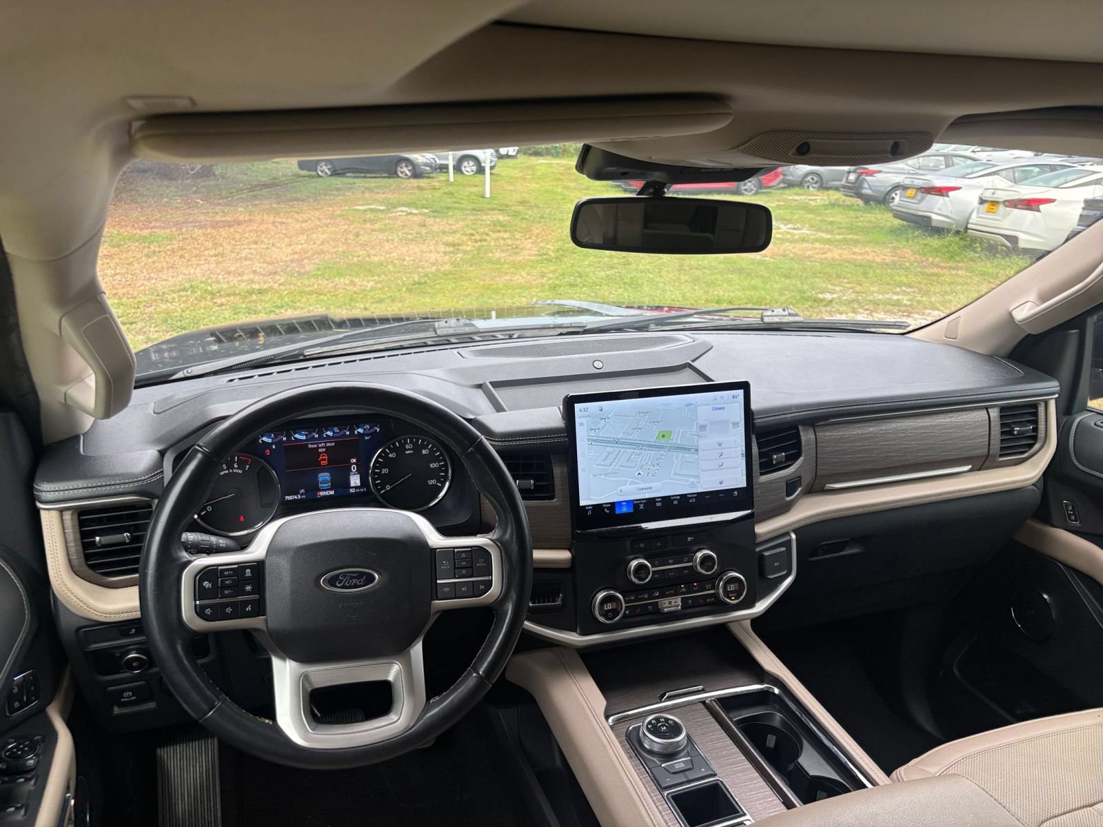 Used 2024 Ford Expedition Limited RWD image 37
