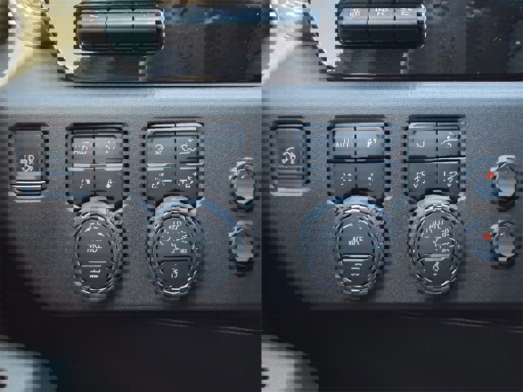 Used 2025 Chevrolet Silverado 1500 ZR2 w/ ZR2 Bison Edition image 20