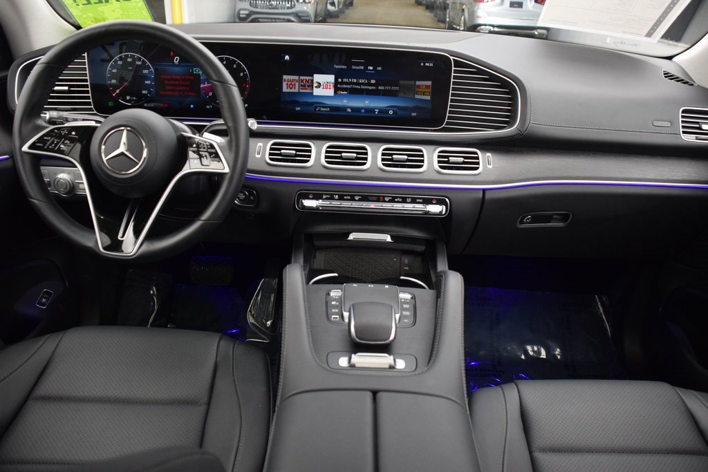 Certified 2025 Mercedes-Benz GLS 450 4MATIC image 21