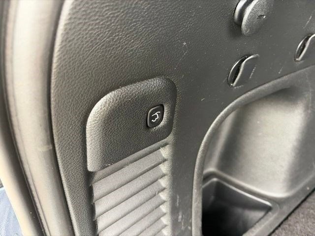 Used 2021 Jeep Grand Cherokee Limited w/ Premium Lighting Group AWD/4WD image 35