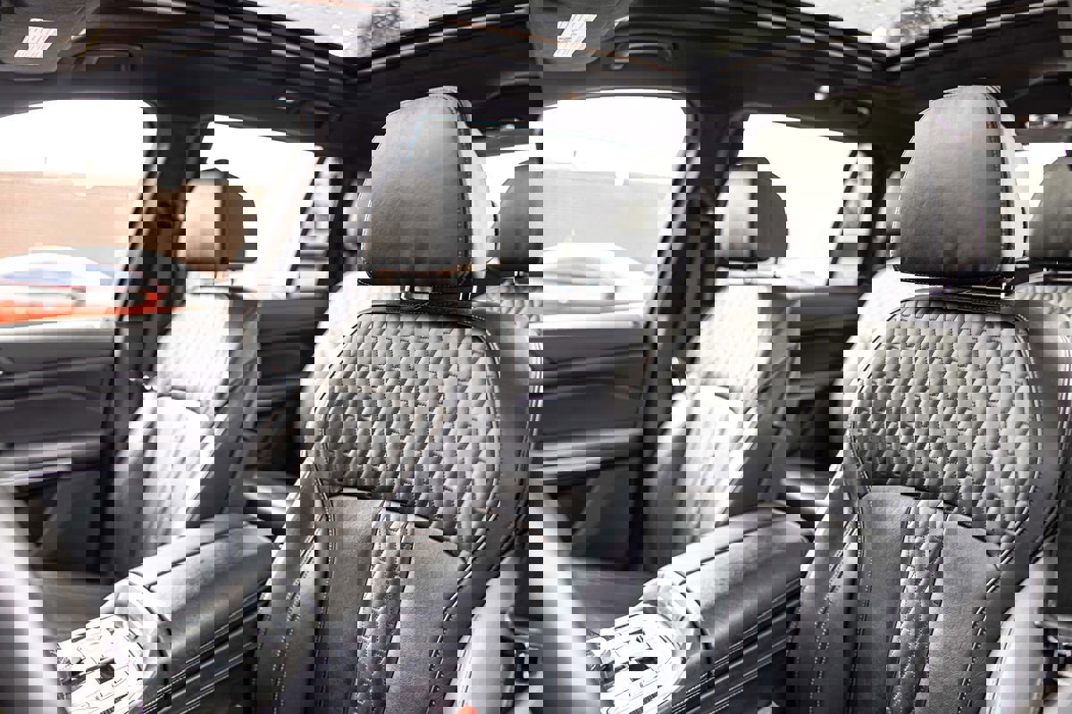 Used 2019 BMW X7 xDrive50i w/ Dynamic Handling Package image 25