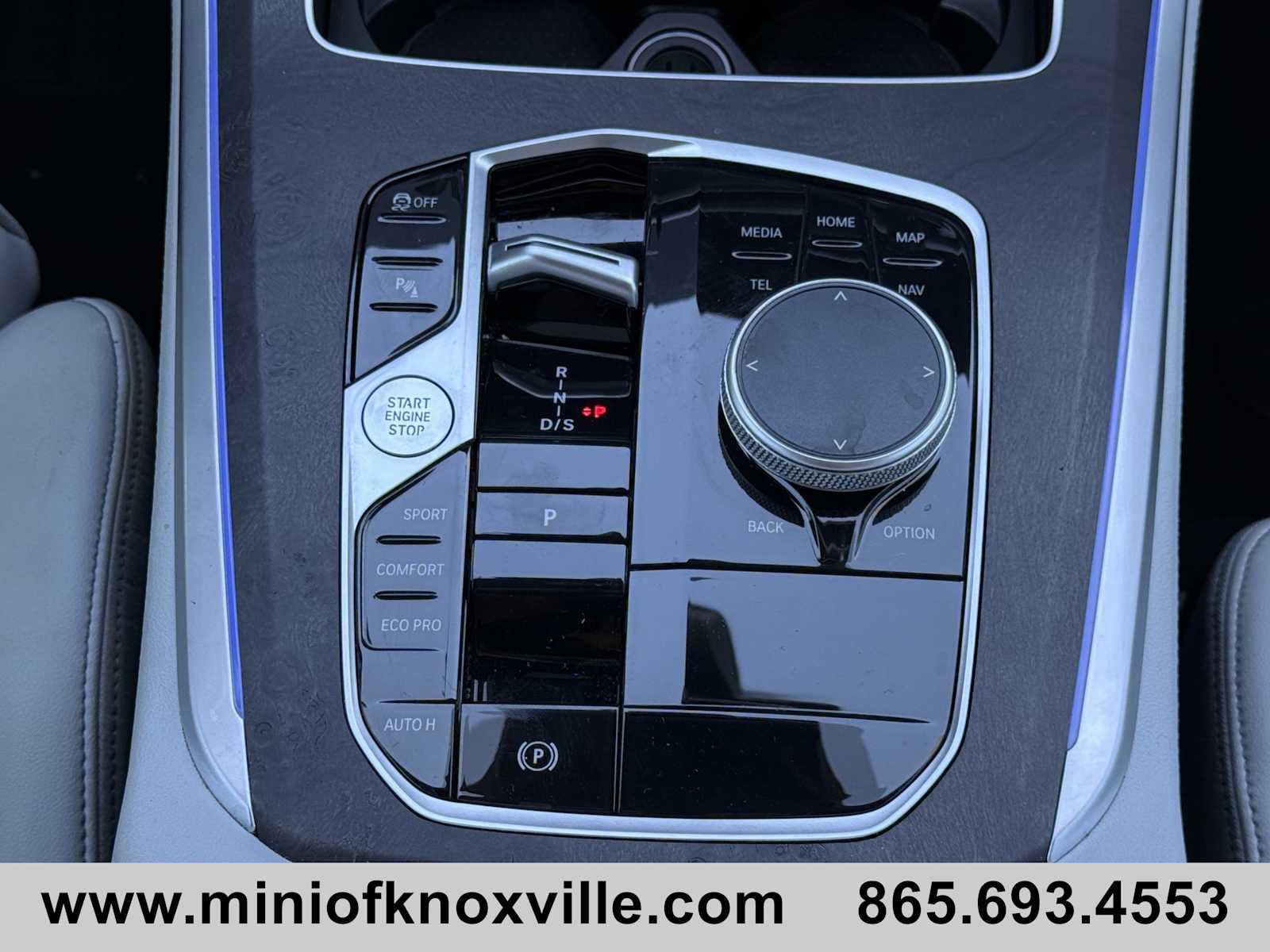Used 2024 BMW X5 sDrive40i w/ Premium Package image 18