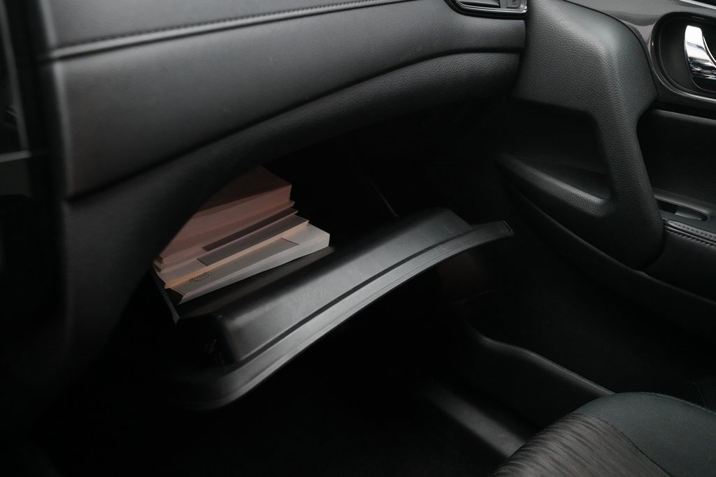 Used 2020 Nissan Rogue SV image 29