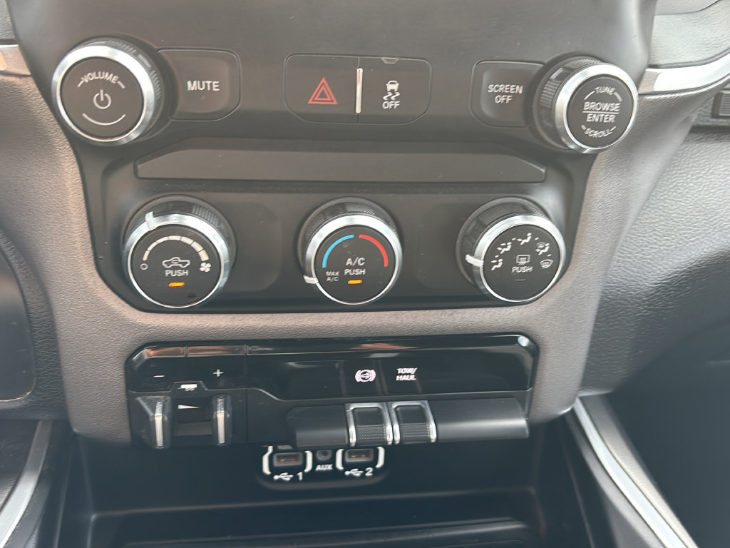 Used 2023 RAM 2500 Big Horn w/ Level 1 Equipment Group AWD/4WD image 27
