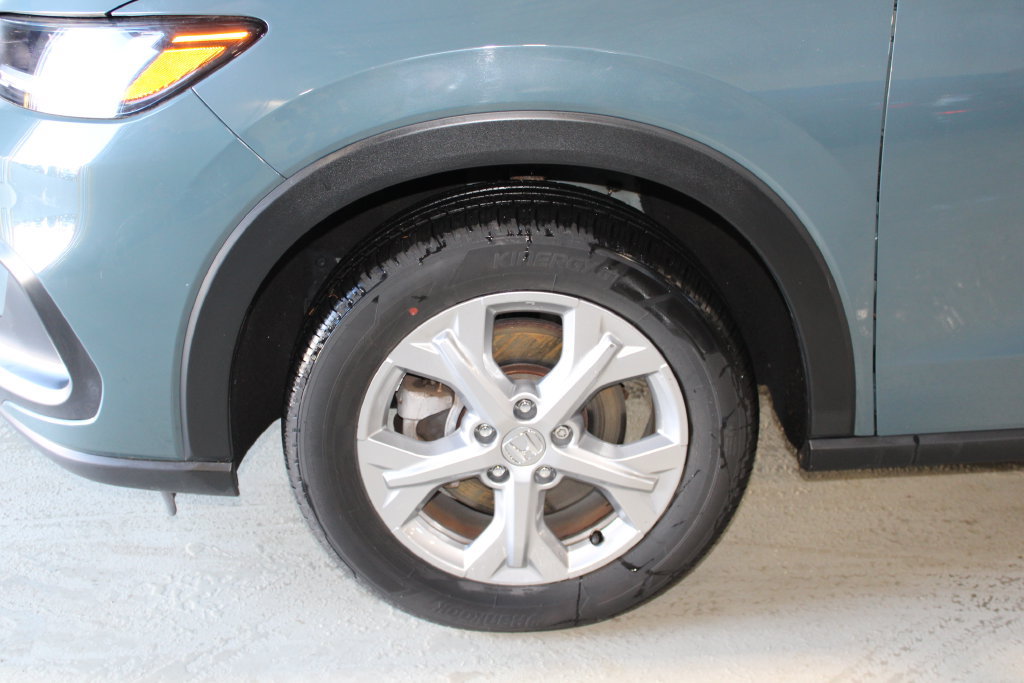 Certified 2024 Honda HR-V LX image 4