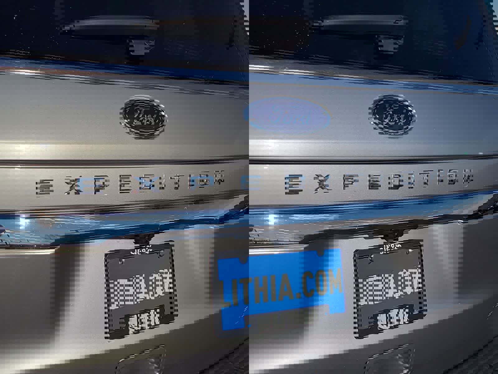 Used 2023 Ford Expedition Limited image 15