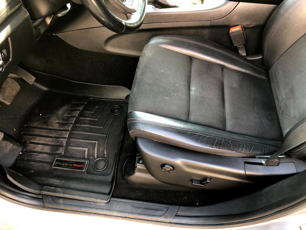 Used 2020 Jeep Grand Cherokee Altitude image 11